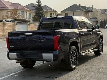 lend cruizer: Toyota Тундра: 2022 г., 3.5 л, Автомат, Гибрид, Пикап — 4