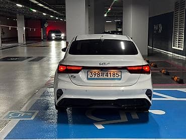 byd e7: Kia K3: 2021 г., Седан — 7