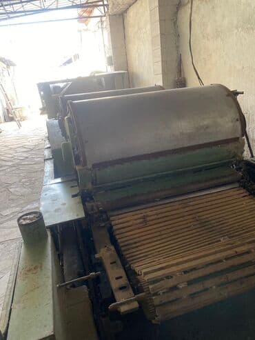 каменная доска: Вата чесальный апарат с двумя барабанами дробилка и пресс апарат — 2