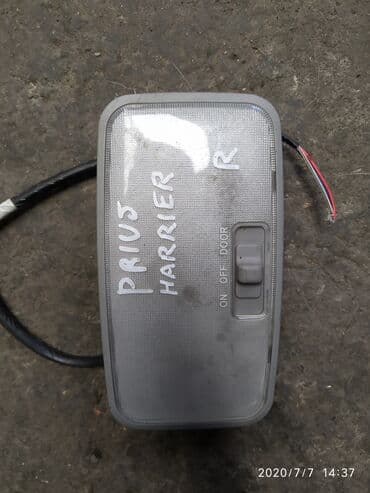 купить задний фонарь тойота авенсис бу: Toyota Prius/ Harrier / RX300 плафон светильник Тойота Приус/ — 1