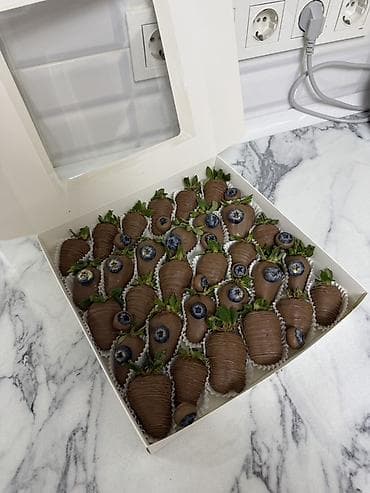 Продукты питания: Клубника в шоколаде — подарочные наборы в коробках с окном. Делаю — 5