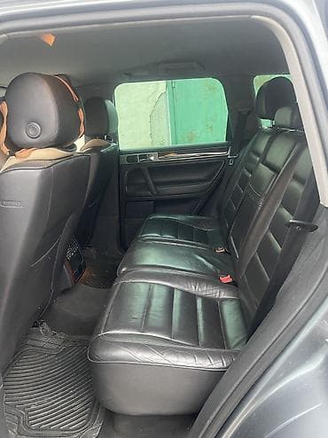Volkswagen Touareg: 2004 г., 3.2 л, Автомат, Бензин, Внедорожник — 10