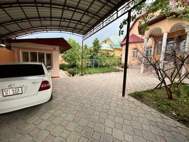 Дом, 250 м², 7 комнат, Собственник at lalafo.kg Дом, 250 м², 7 комнат, Собственник