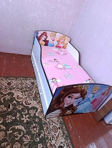 одежды для малышей: Стульчики для кормления ребенка распродажа 1500 Стол для урока 3500 — 10