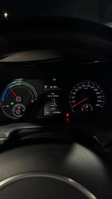 Kia K5: 2020 г., 2 л, Автомат, Гибрид, Седан — 6