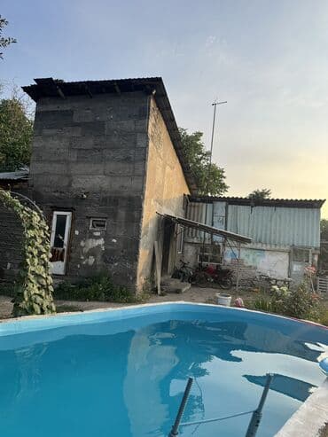 продажи домов в токмока: Дом, 120 м², 4 комнаты, Собственник — 7