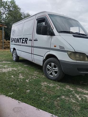 infinity fx35: Легкий грузовик, Mercedes-Benz, Стандарт, 2 т, Б/у — 2