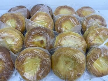 слоёное тесто: Свежая выпечка ручной работы, представленная в нескольких видах — 11