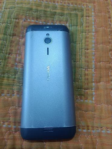 nokia 235: Nokia 5230, Б/у, 32 ГБ, цвет - Серебристый — 2