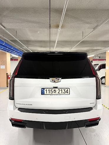 продаю кадиллак: Cadillac Escalade: 2024 г., 6.2 л, Автомат, Бензин, Внедорожник — 4