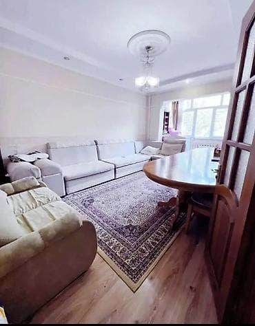 одно ком кв: 4 комнаты, 80 м², 105 серия, 4 этаж, Старый ремонт — 3