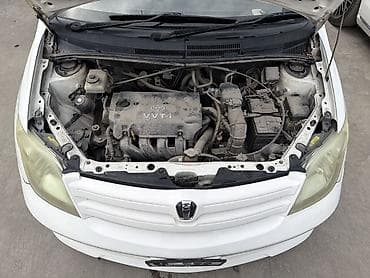 ist: Toyota Ist: 2003 г., 1.3 л, Автомат, Бензин, Хэтчбэк — 9