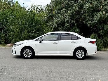 Toyota Corolla: 2021 г., 1.8 л, Вариатор, Гибрид, Седан — 7