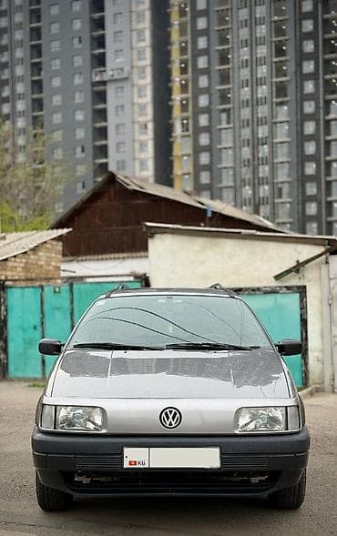 Продажа авто: Volkswagen Passat: 1991 г., 1.8 л, Механика, Бензин, Универсал — 6