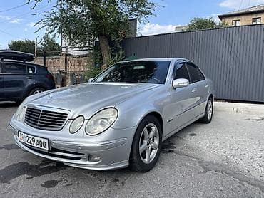 Mercedes-Benz E-Class: 2004 г., 2.6 л, Автомат, Бензин, Седан — 1