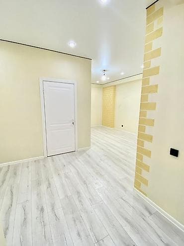 южный микрорайон: 1 комната, 52 м², 4 этаж — 4