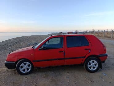 электро машины: Volkswagen Golf: 1992 г., 1.8 л, Механика, Бензин, Хэтчбэк — 4