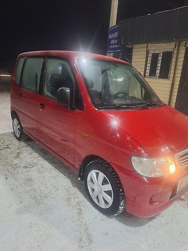 Daihatsu Move: 2002 г., 1 л, Механика, Бензин, Универсал