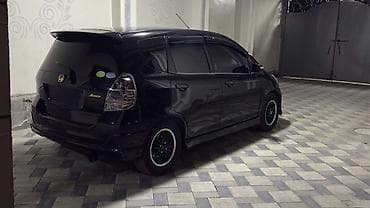 s sklass: Honda Jazz: 2005 г., 1.4 л, Автомат, Бензин, Хэтчбэк — 4