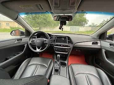 Транспорт: Hyundai Sonata: 2018 г., 2 л, Автомат, Газ, Седан — 7