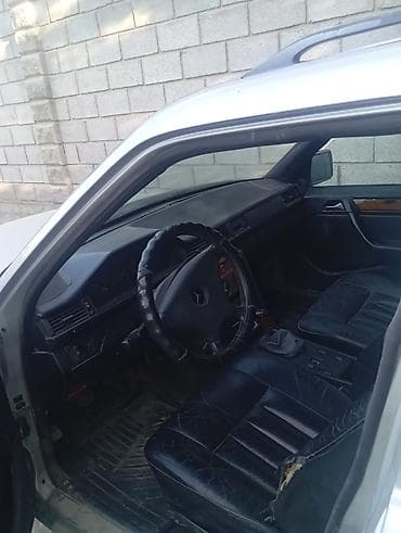 mers bar: Mercedes-Benz W124: 1992 г., 2.9 л, Механика, Дизель, Универсал — 2