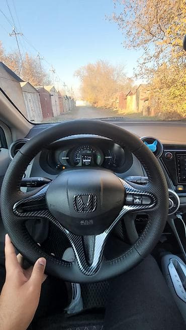 i vtec: Honda Insight: 2011 г., 1.3 л, Вариатор, Бензин, Хэтчбэк — 9