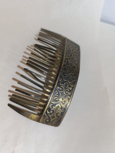 свадебное платье для высокой невесты: Продается Гребень старинный винтаж. латунь размер 10*5.5 состояние — 2