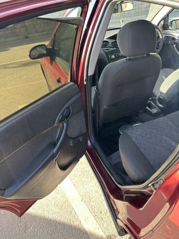 ford focus 2004: Ford Focus: 2001 г., 1.6 л, Механика, Бензин, Хэтчбэк — 8