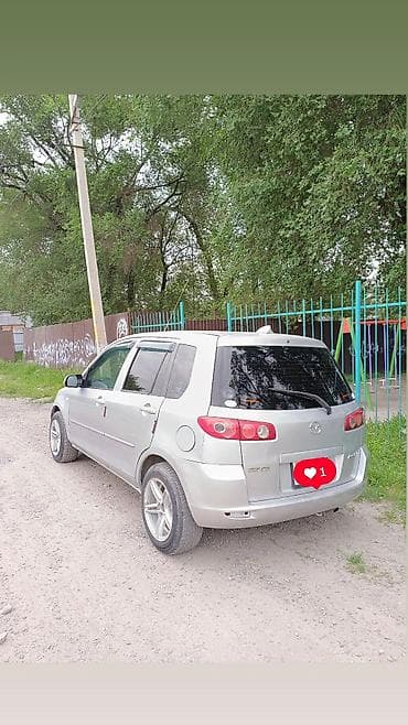 3 бмв: Mazda Demio: 2004 г., 1.3 л, Автомат, Бензин, Хэтчбэк — 5