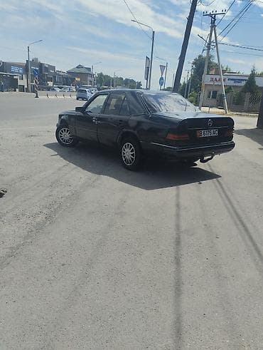 yamaha n max: Mercedes-Benz W124: 1989 г., 2 л, Механика, Бензин, Седан — 9