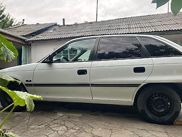 купить опель фронтера: Opel Astra: 1994 г., 1.4 л, Механика, Бензин, Хэтчбэк — 4