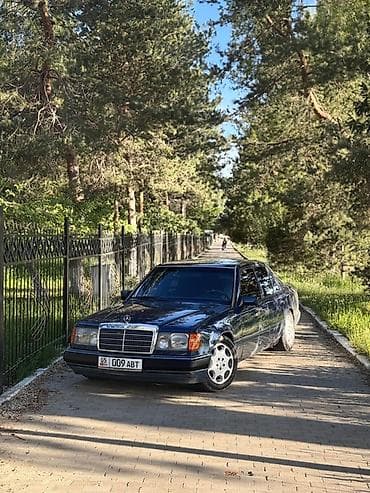 mers c: Mercedes-Benz W124: 1993 г., 2.2 л, Механика, Бензин, Седан — 3