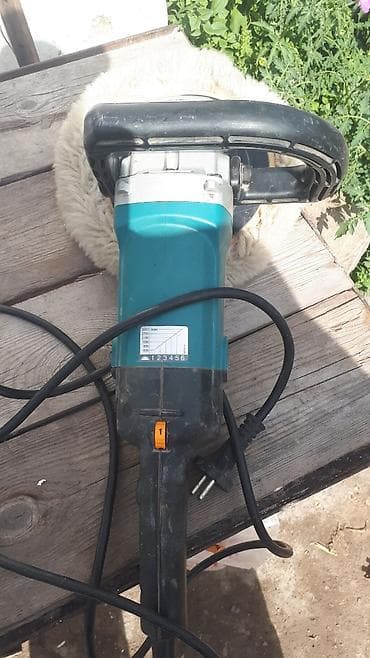 Инструменты: Полировальная машина Makita 9227CB - Тип: сетевой роторный полировщик — 4