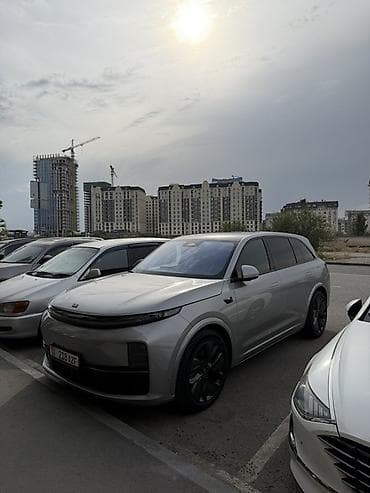 geely galaxy e5: Lixiang L7: 2023 г., 1.5 л, Автомат, Электромобиль, Кроссовер — 1