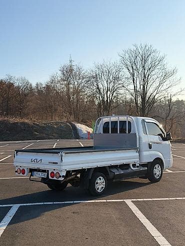 bongo: Легкий грузовик, Kia, Стандарт, До 1 т, Б/у — 3