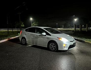 toyota prius 2000: Toyota Prius: 2015 г., 1.8 л, Автомат, Гибрид, Хэтчбэк — 2