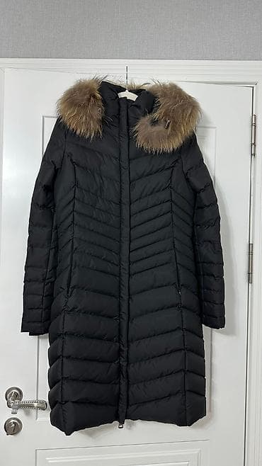 монклер: Пуховик, По колено, Стеганый, С капюшоном, С мехом, XS — 1