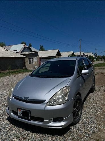 Toyota WISH: 2003 г., 1.8 л, Автомат, Бензин, Универсал