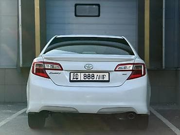Toyota Camry: 2012 г., 2.5 л, Автомат, Бензин, Седан — 4