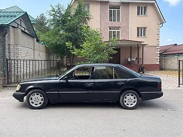 Mercedes-Benz W124: 1990 г., 2.3 л, Механика, Бензин, Седан — 6