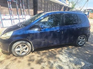 mersedesbenz sprinter: Honda Fit: 2004 г., 1.3 л, Ручные, Хэтчбэк — 2