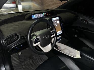 highlander 2012: Toyota Prius: 2018 г., 1.8 л, Вариатор, Гибрид, Седан — 9