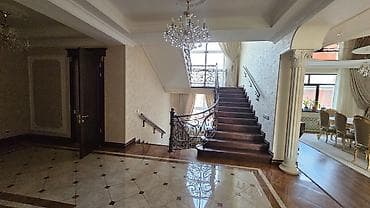 чертёж дома: Просторный трехэтажный особняк в классическом стиле с продуманной — 3