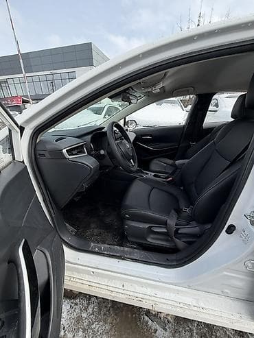 на corolla: Toyota Corolla: 2021 г., 1.8 л, Вариатор, Гибрид, Седан — 3