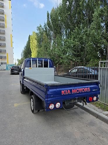 subaro legacy: Kia BONGO: 2020 г., 2.4 л, Механика, Газ — 10
