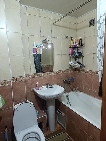 Квартиры: 3 комнаты, 58 м², 104 серия, 2 этаж, Косметический ремонт — 7