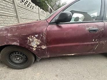 byd e7: Daewoo Lanos: 1996 г., 1.5 л, Автомат, Бензин, Седан — 4