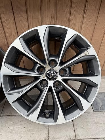 17: Литые Диски R 17 Toyota, Комплект, отверстий - 5, Б/у — 5