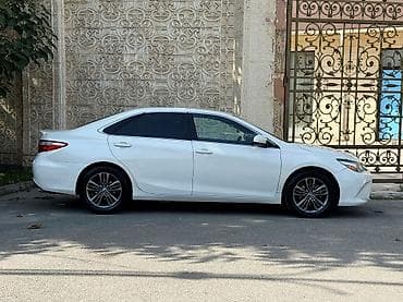 Toyota Camry: 2015 г., 2.5 л, Автомат, Бензин, Седан — 3