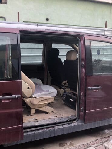 сиденье на вито: Mercedes-Benz Vito: 2000 г., Механика, Бензин, Минивэн — 3